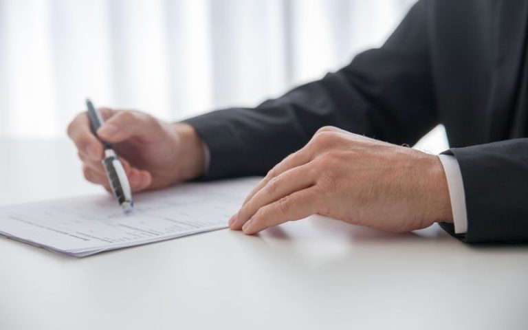 Koniec okresu przejściowego KSeF. Co zmieni się od 2027 roku?