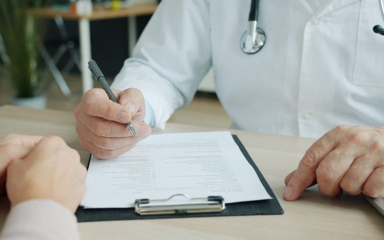 Orzeczenia medycyny pracy w formie elektronicznej. Co zmienia się od 18 października 2026 r.?